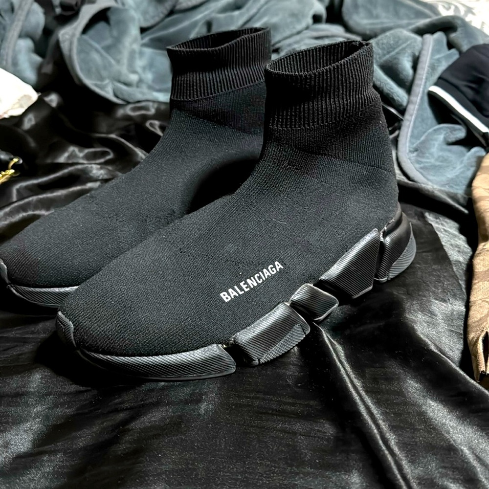 Brand new Balenciaga black 2.0